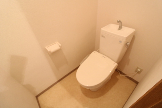 矢野ビルのトイレ写真