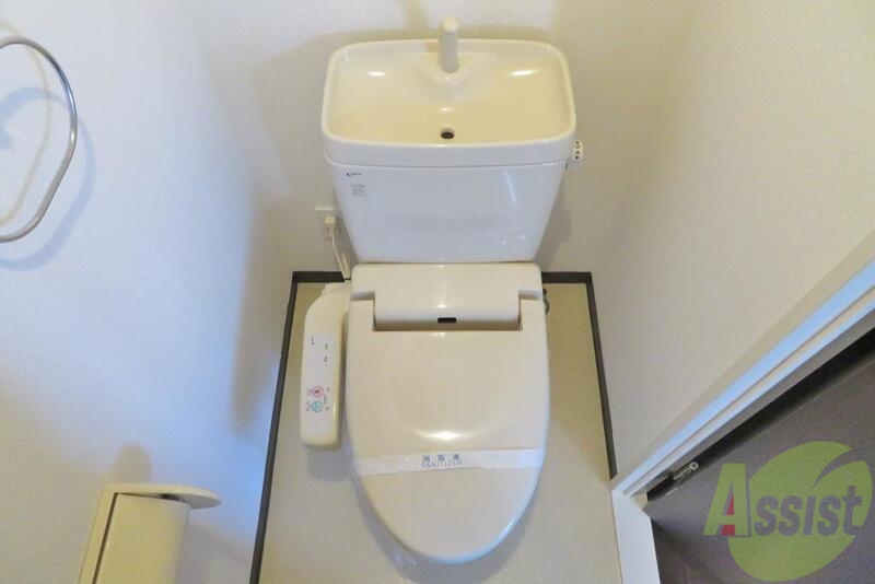 トイレ　トイレはウォッシュレット機能が付いていますよー。