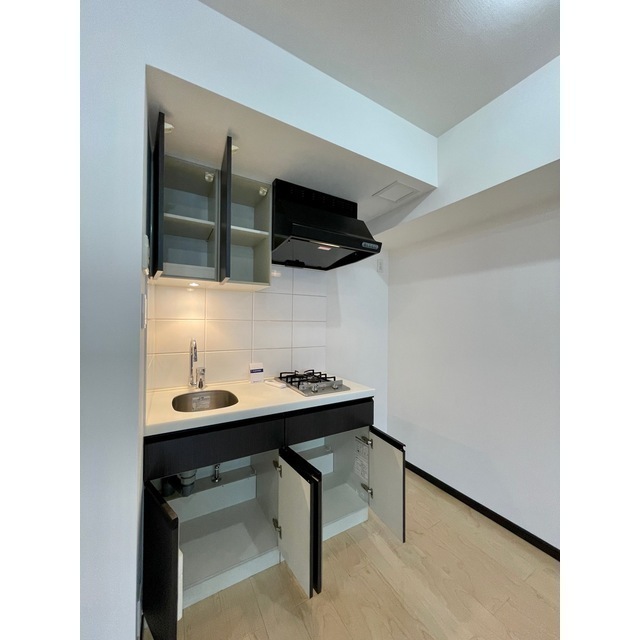 キッチン　※同タイプ別部屋写真