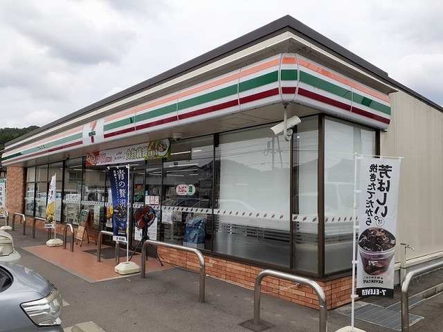 コンビニ　セブンイレブン岡山瀬戸宗堂店（コンビニ）まで2035m