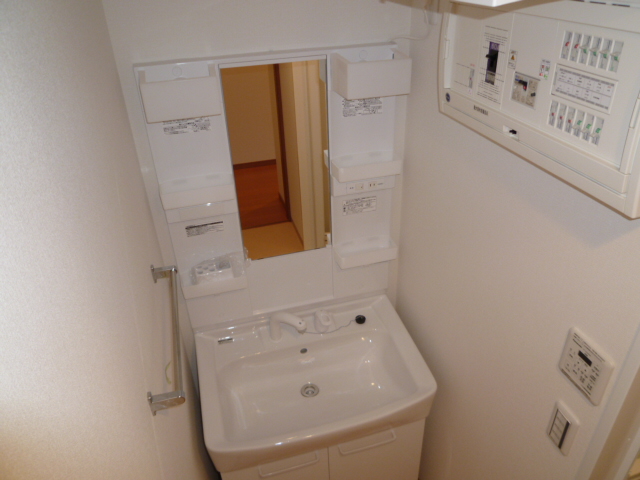 洗面設備　別の部屋の写真です