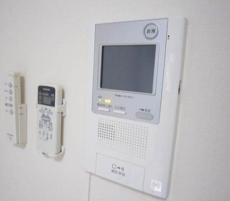 セキュリティ　☆安心のTVモニター付きインターホン☆