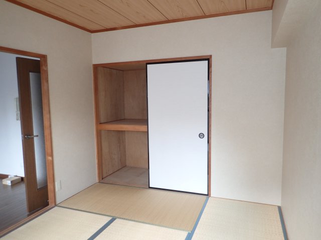 収納　同型モデル