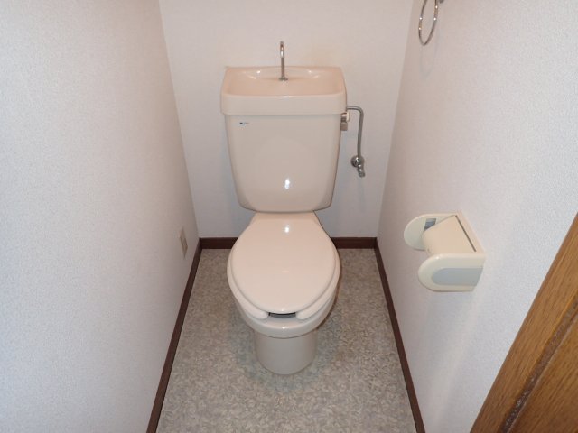 トイレ　同型モデル