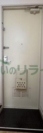 ベルメゾン新宿の玄関写真
