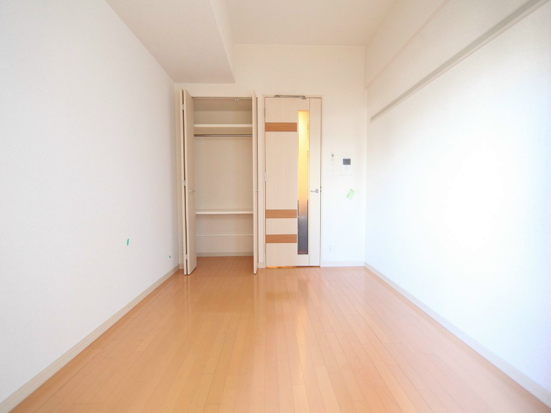 その他部屋・スペース　洋室6帖　クローゼット付（収納充実してます）