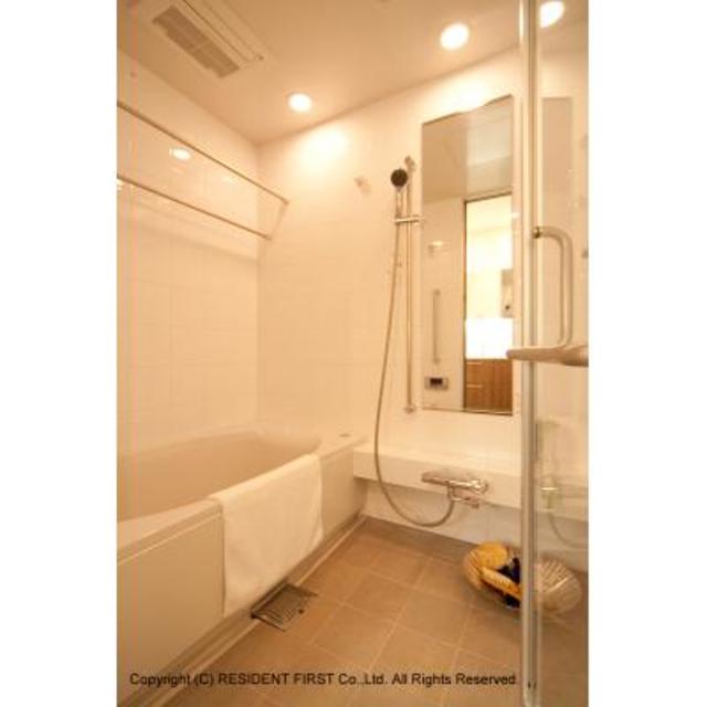 バス・シャワールーム　※写真は同タイプ住戸です。
