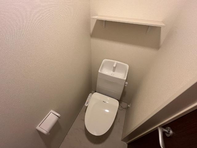 トイレ　シャワー付トイレ