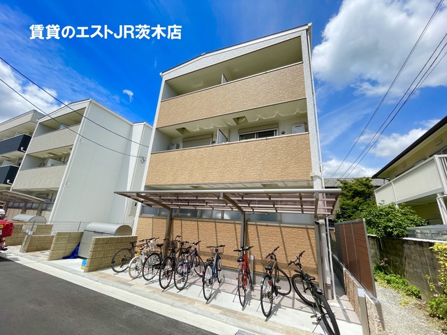 クリエオーレ一津屋IIの外観写真