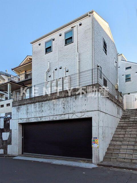 建物外観　外観は落ち着いています