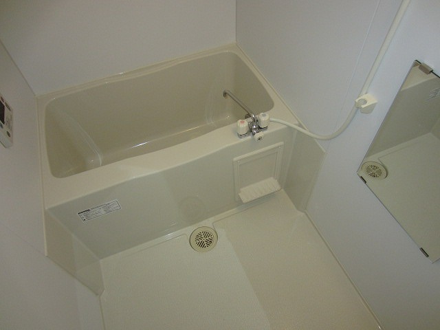 バス・シャワールーム　浴室乾燥、追炊き機能付き