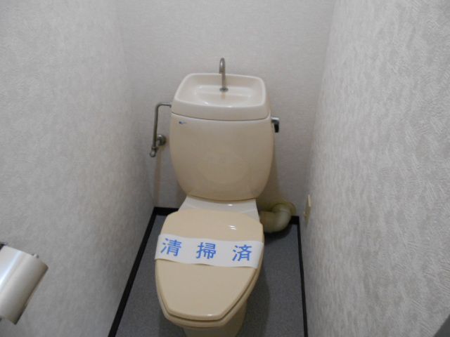 【オザサライブコープのトイレ】