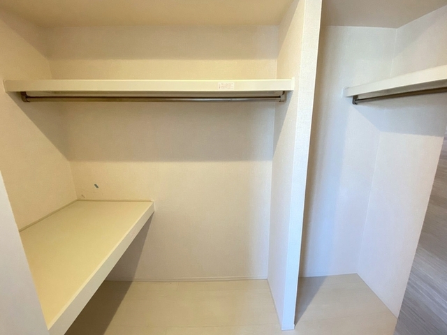収納　ウォークインクローゼット