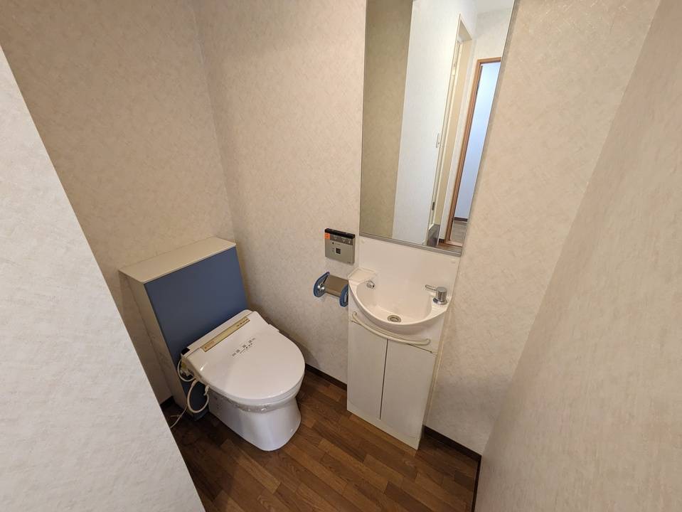 トイレ　トイレ