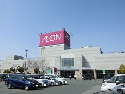 【東根市六田のアパートのショッピングセンター】