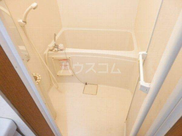 【グレース横濱のバス・シャワールーム】