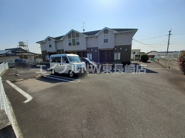 【大村市須田ノ木町のアパートの駐車場】