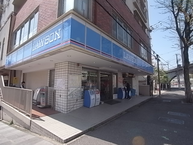 コンビニ　ローソン 灘北通店（コンビニ）まで608m