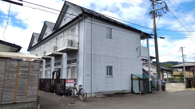 船岡パートIIの建物外観