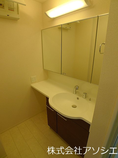 洗面設備　洗面化粧台