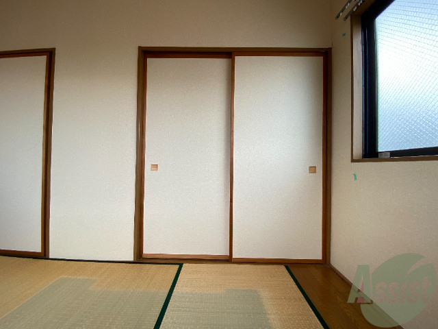 収納　気になる収納はこちら。中が気になりますね。