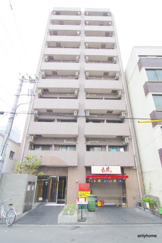 大阪市北区兎我野町のマンションの建物外観