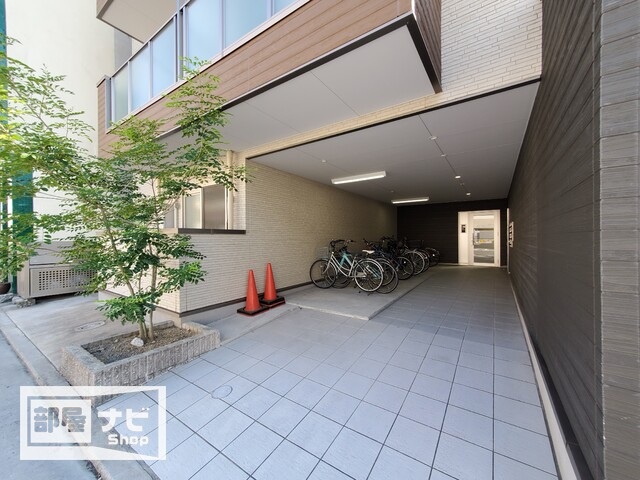 【プレミール亀岡のエントランス】