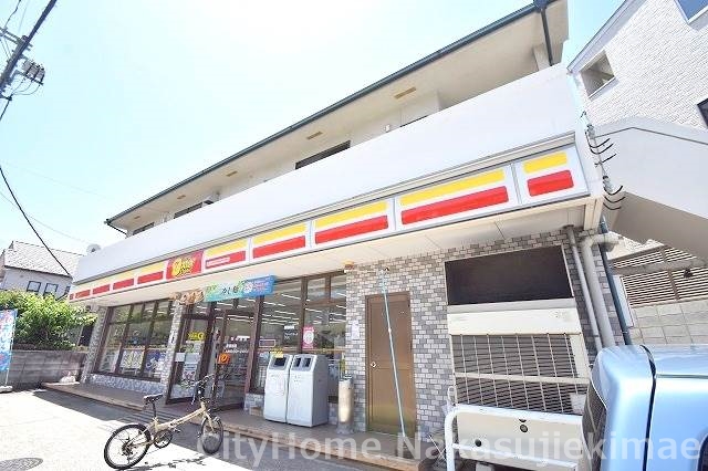 【広島市東区戸坂くるめ木のアパートのコンビニ】