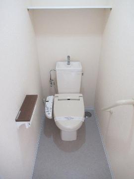 　トイレ　トイレ