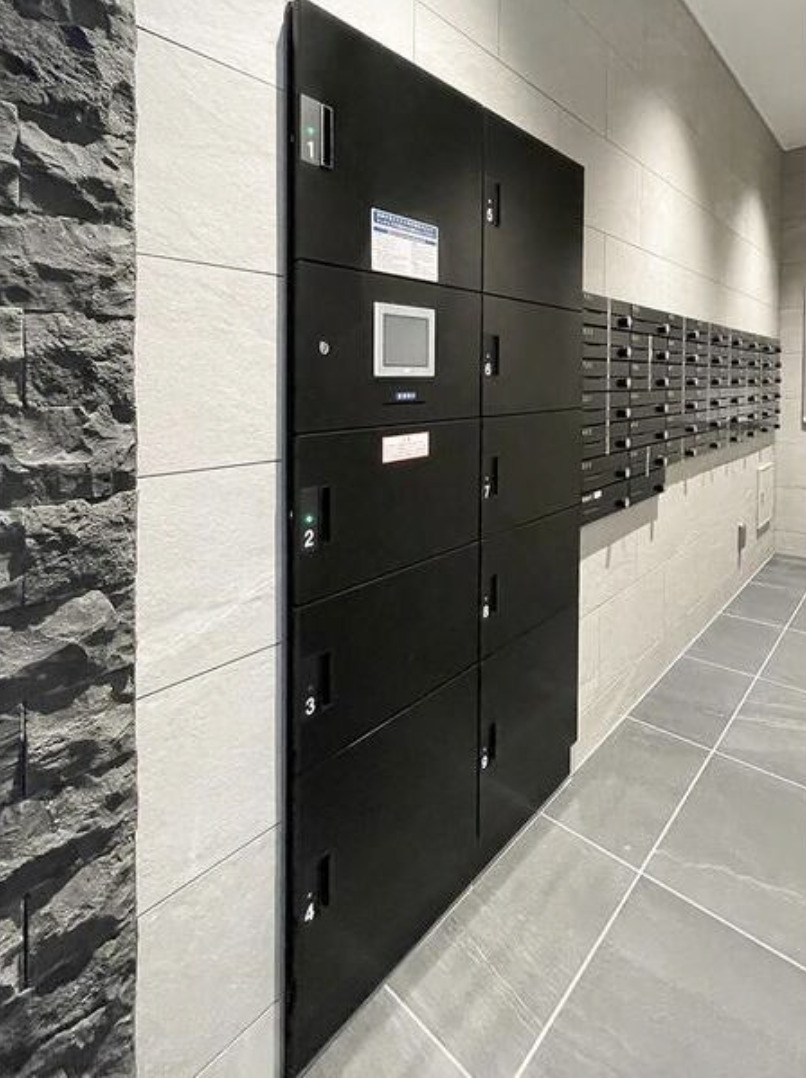 ロビー　★メールBOXと宅配BOX完備です★