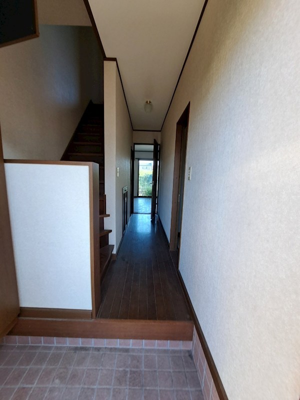 玄関　参考写真