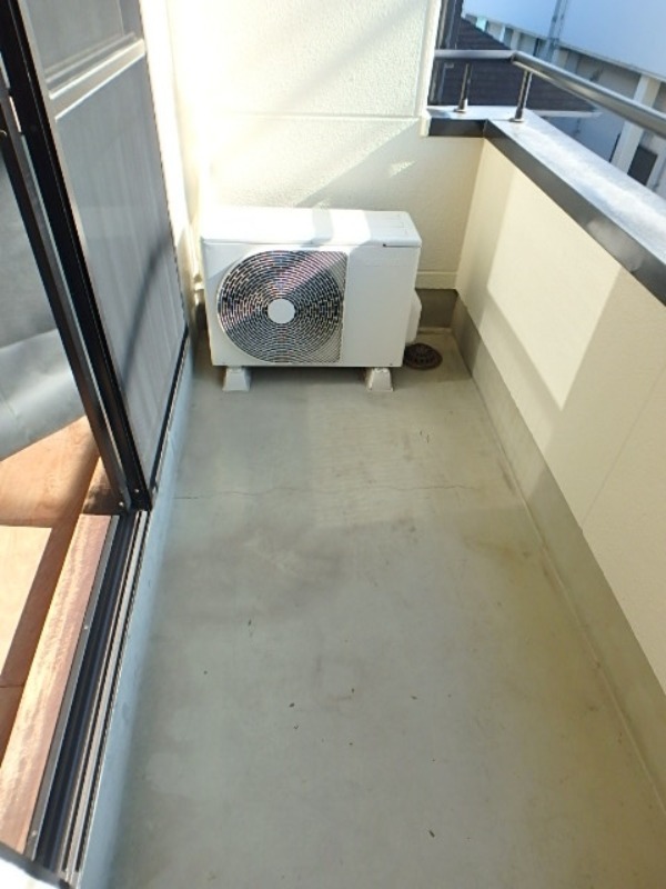 バルコニー　図面と現状に相違がある場合には現状を優先