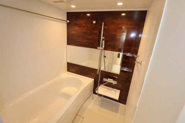 バス・シャワールーム　浴室