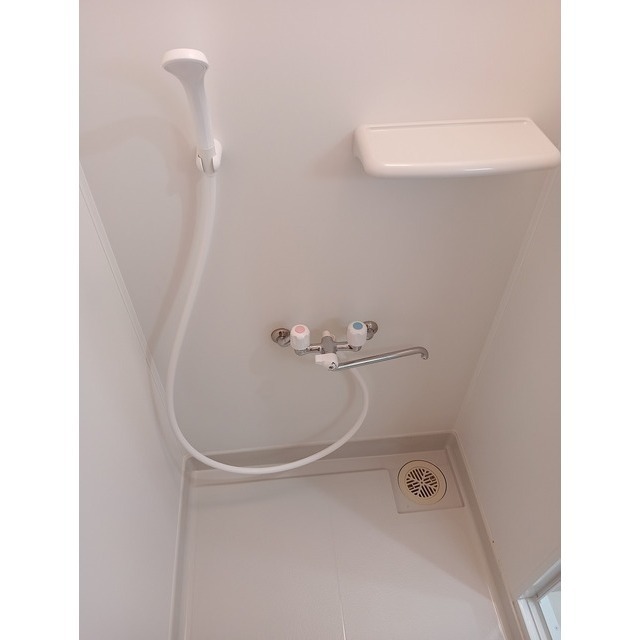 バス・シャワールーム　シャワーのみ