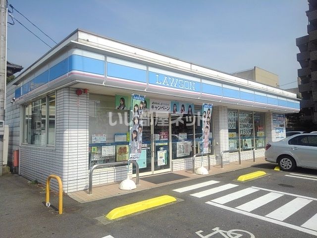 コンビニ　ローソン 丸亀土器町西五丁目店（コンビニ）まで517m