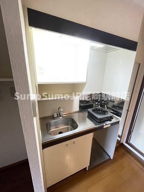 キッチン　キッチンでお料理をお楽しみください