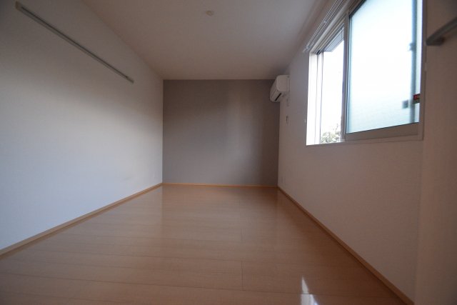 その他部屋・スペース　落ち着いて過ごせるお部屋なので、寝室にいかがでしょうか