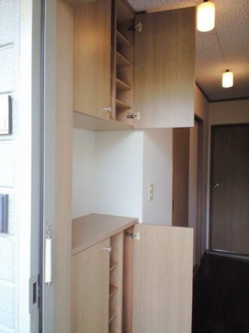 玄関　あると嬉しい下駄箱