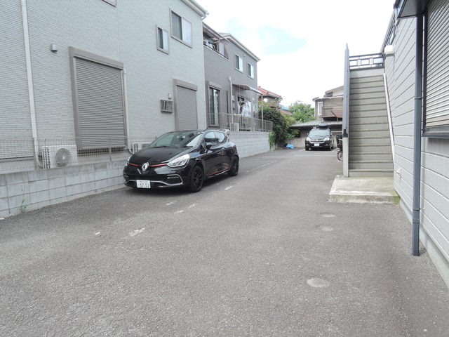 駐車場　敷地内駐車場