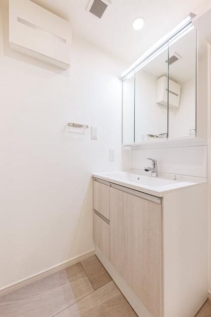 洗面設備　※別部屋の写真です