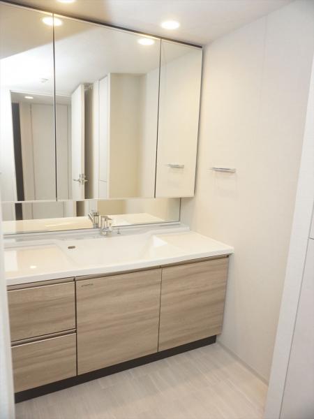 洗面設備　洗面所