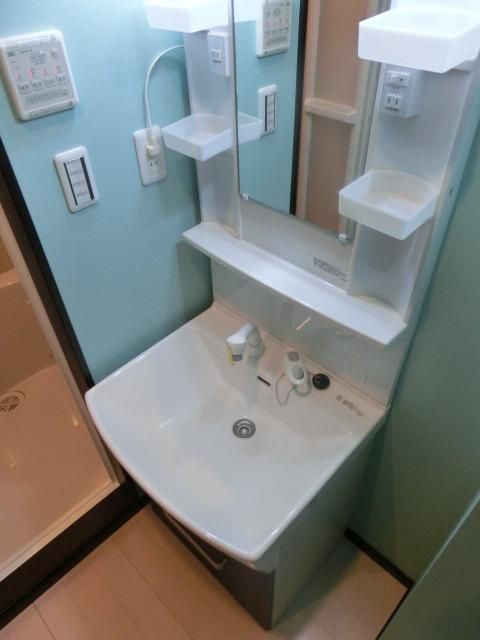 洗面設備　シャンプードレッサー