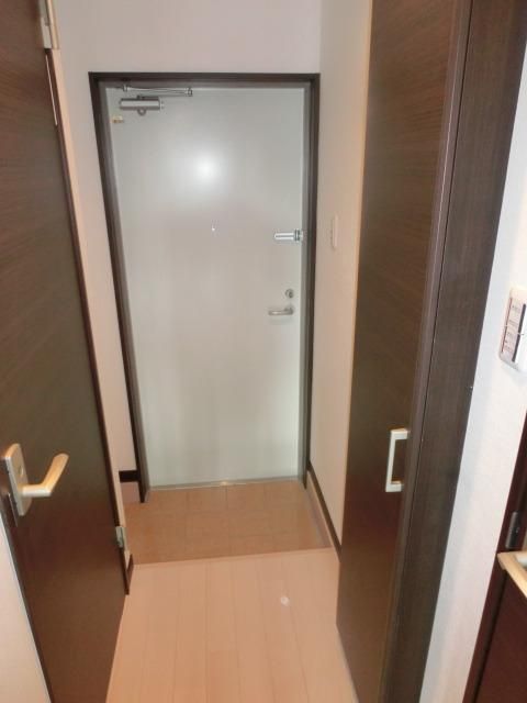 玄関　玄関スペース