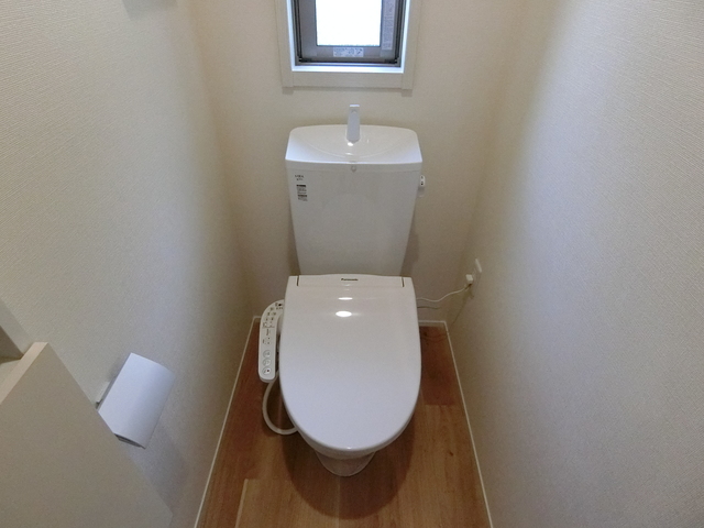 トイレ　同シリーズ