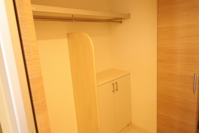 収納　※別部屋参考写真・現況優先※