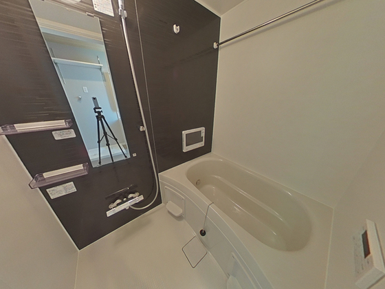 バス・シャワールーム　※別部屋の写真です
