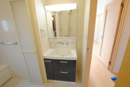 洗面設備　シャンプードレッサー