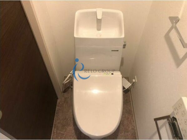 トイレ　※同管理会社の別物件の新築時の写真です！