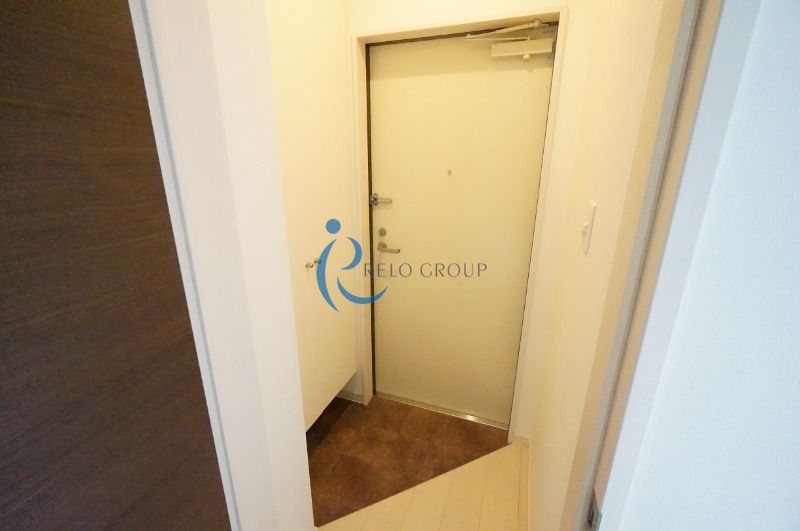 玄関　※同管理会社の別物件の新築時の写真です！