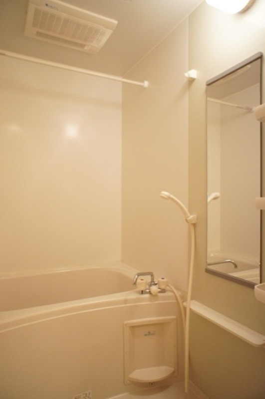 バス・シャワールーム　図面と現状に相違がある場合には現状を優先